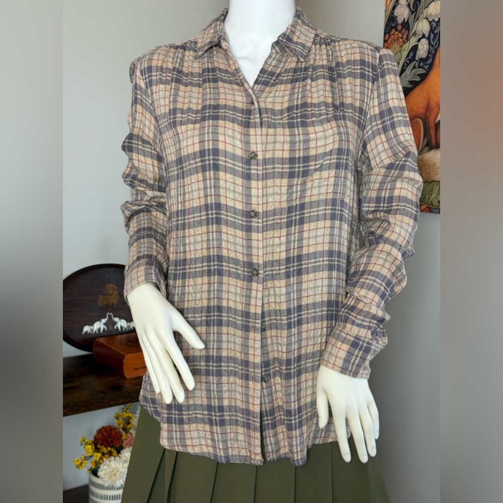 Beach Lunch Lounge Tan & Blue Button Up Plaid Flannel Size XS